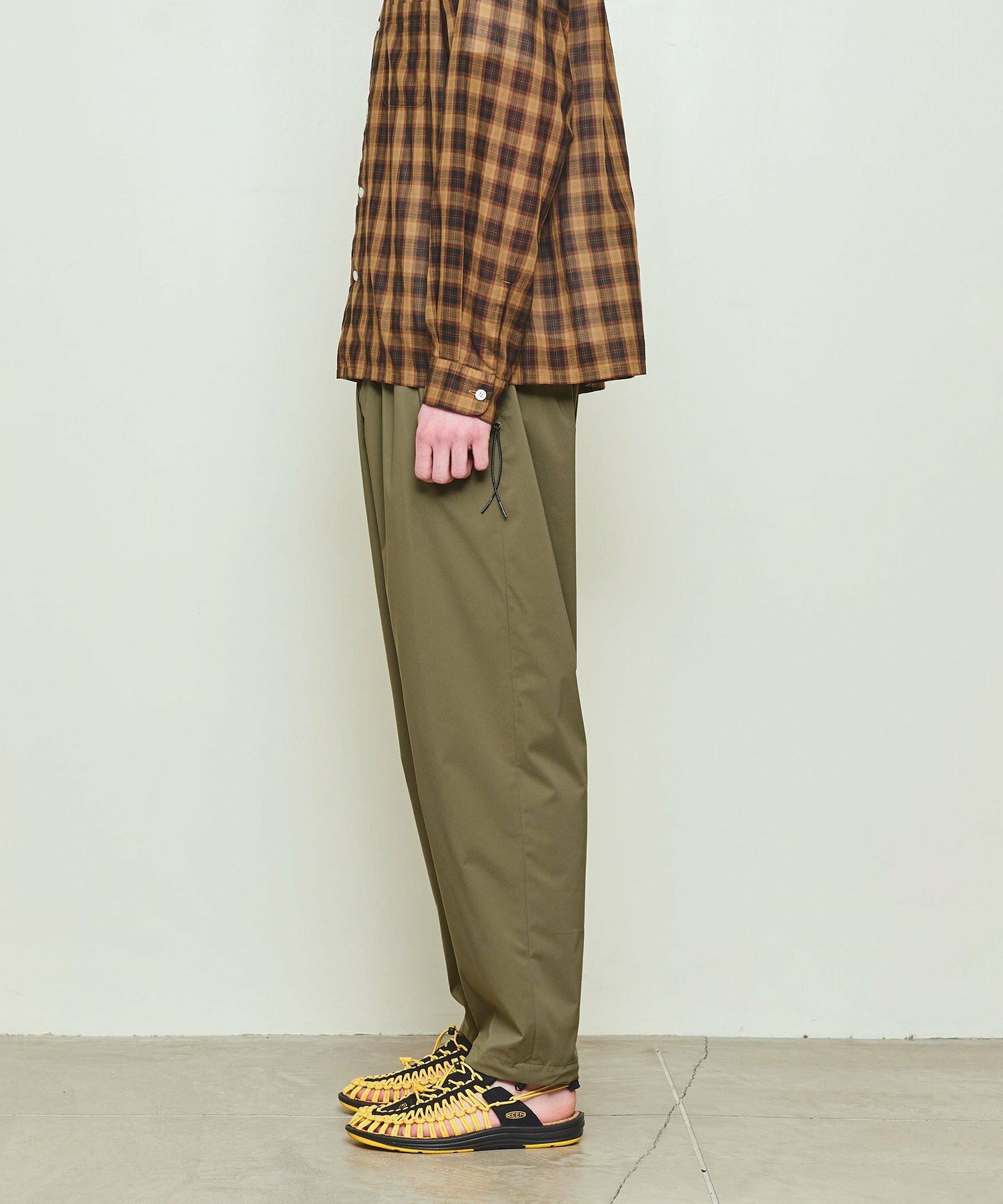 <mita sneakers * UNITED ARROWS & SONS> LT/WTHR EASY PANTS/パンツ